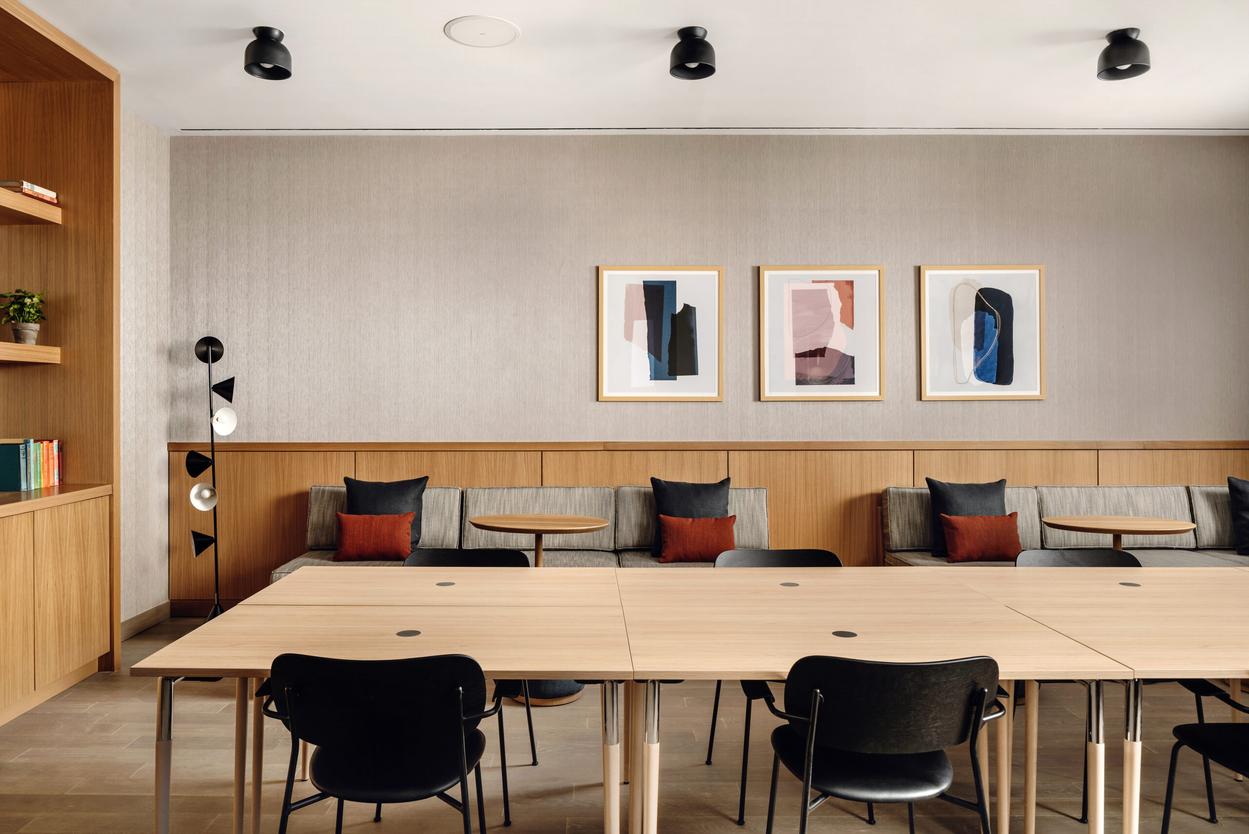 Visit the Self-Amorcito Letters and Collage Making event page