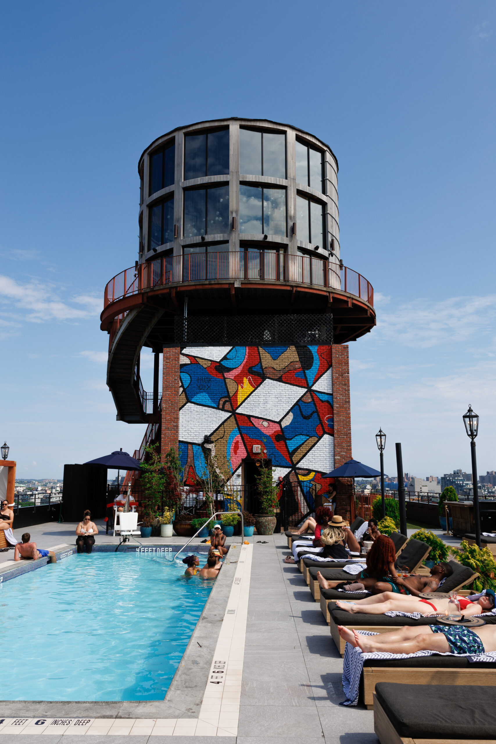 Williamsburg, Brooklyn Hotel with Rooftop Pool and Bar